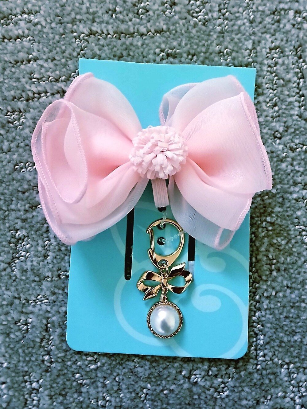 Pink Bow & Pendant Keychain Set